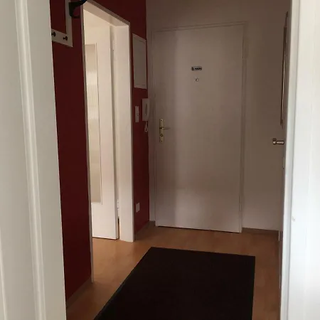Vida Real Estate Theodor Apartment *